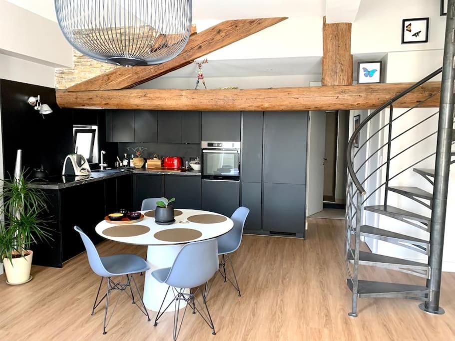 Superbe Appartement Intramuros Avignon Exterior foto